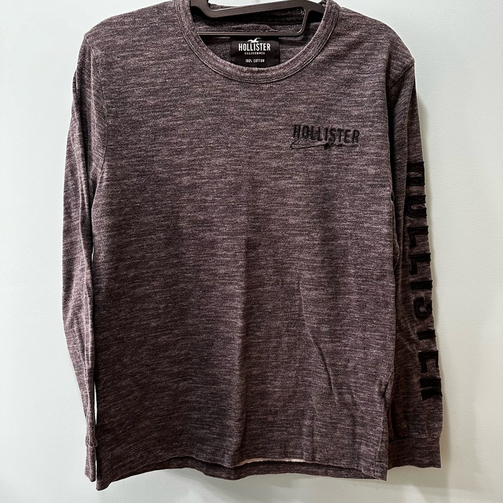 Gray Hollister long sleeve shirt